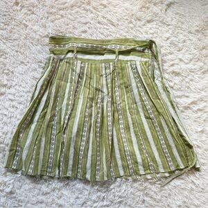 Vintage Forever 21 Green Pleated Skirt